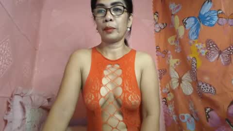 Snapshot of fuckinghairy49 chatting on 12.13.24 mariposa online show from 12.13.24