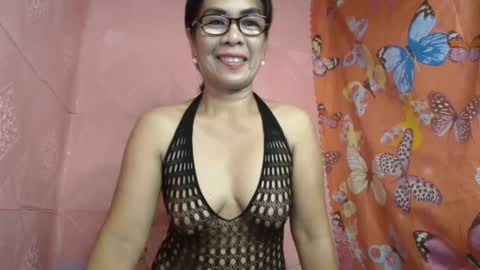 Snapshot of fuckinghairy49 chatting on 12.17.24 mariposa online show from 12.17.24