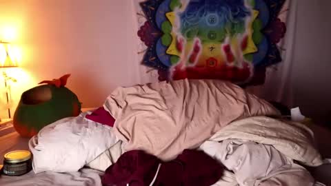 Snapshot of fuckmypussyplz1 chatting on 02.15.25 fuckmypussyplz1 online show from 02.15.25