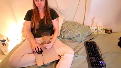 Snapshot of fuckmypussyplz1 chatting on 04.02.26 fuckmypussyplz1 online show from 04.02.26