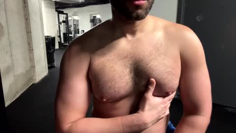 Snapshot of fuckyeahcoach chatting on 12.16.24 Muscle Bear Jock in Training online show from 12.16.24