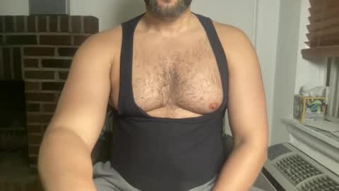 Snapshot of fuckyeahcoach chatting on 01.10.26 Muscle Bear Jock in Training online show from 01.10.26