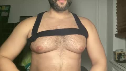 Snapshot of fuckyeahcoach chatting on 01.13.26 Muscle Bear Jock in Training online show from 01.13.26