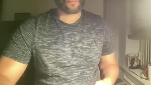 Snapshot of fuckyeahcoach chatting on 01.18.26 Muscle Bear Jock in Training online show from 01.18.26