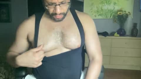 Muscle Bear Jock in Training online show from 04.07.26