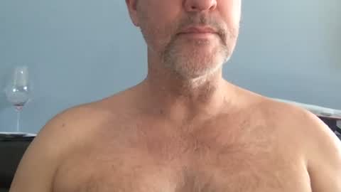 Snapshot of fuertecock chatting on 12.31.24 Gregorio online show from 12.31.24