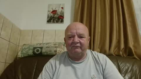 fullballs6 online show from 10.15.25