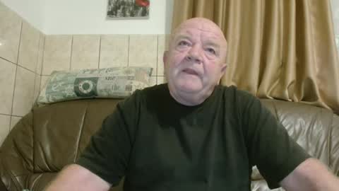 fullballs6 online show from 10.17.25