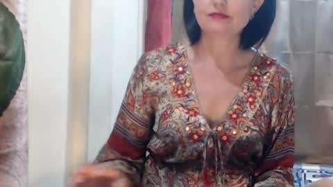 Snapshot of fun4tips chatting on 12.20.25 Fun4Tips online show from 12.20.25