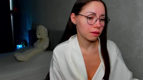 Snapshot of fun__nd__bun chatting on 06.24.26 fun__nd__bun online show from 06.24.26