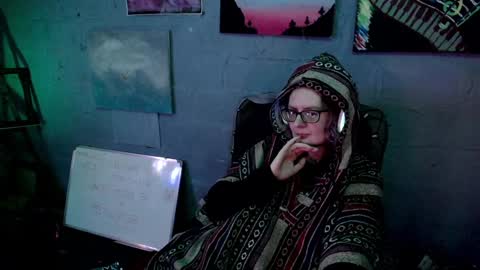 Princess Nellie  Captain Simon online show from 01.14.25