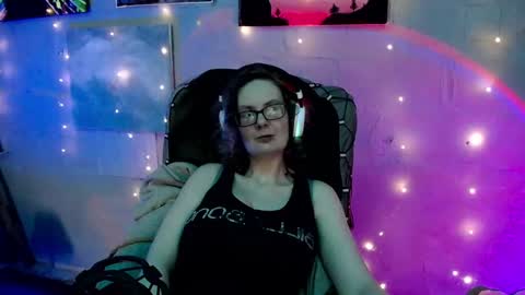 Princess Nellie  Captain Simon online show from 02.03.25