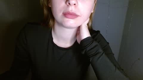 Snapshot of funemma000 chatting on 02.12.26 Emma online show from 02.12.26