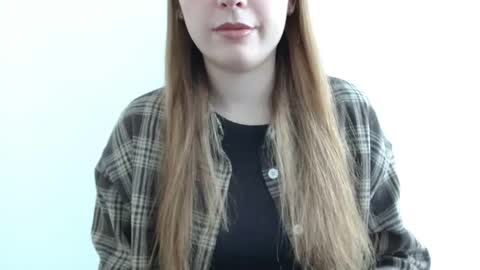 Snapshot of funemma000 chatting on 03.11.26 Emma online show from 03.11.26