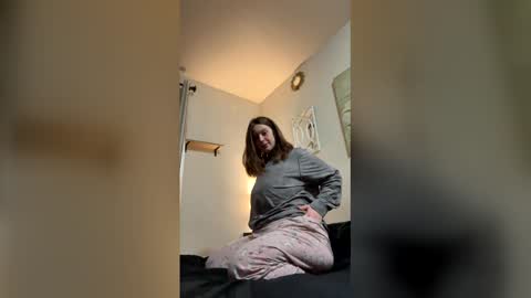 Linnys Palace online show from 03.12.26