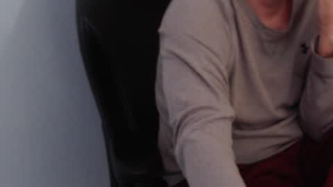 Snapshot of funnyme1234 chatting on 11.10.25 jerry online show from 11.10.25