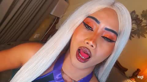 Snapshot of funtastic_harlow chatting on 12.04.25 Maddonna online show from 12.04.25