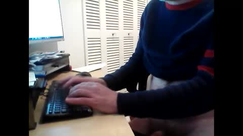 Snapshot of funtimes3957 chatting on 01.08.25 Funtimes3957 online show from 01.08.25