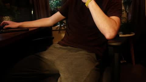 Snapshot of funtoshare_1 chatting on 01.05.25 Fun to share online show from 01.05.25