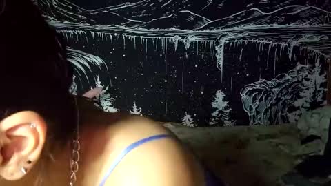 Snapshot of futuresizequeen chatting on 12.02.25 futuresizequeen online show from 12.02.25