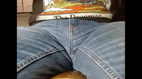 Fuzzy Blues online show from 02.12.25