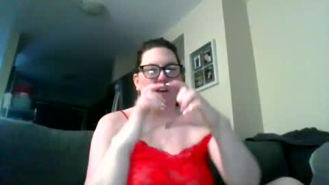 Snapshot of fuzzypeaches87 chatting on 02.07.26 fuzzypeaches87 online show from 02.07.26