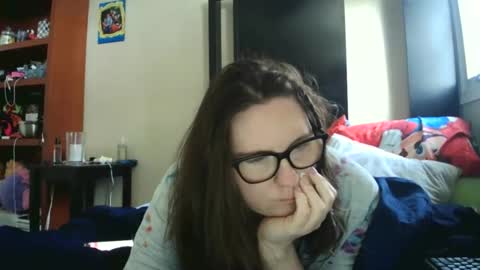 fuzzypeaches87 online show from 05.03.26