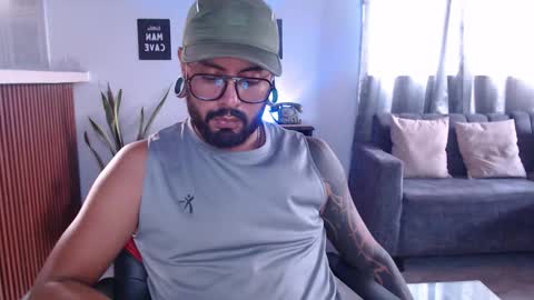 Snapshot of fxllen_ chatting on 02.20.26 Miguel Angel online show from 02.20.26