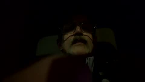 Snapshot of fxson8 chatting on 02.19.25 fxson8 online show from 02.19.25