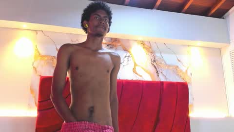 Snapshot of fykmor_2 chatting on 02.18.26 fykmor online show from 02.18.26