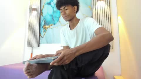 Snapshot of fykmor_2 chatting on 04.01.26 fykmor online show from 04.01.26