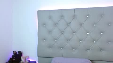 Snapshot of fysste_ chatting on 02.11.26 Victoria online show from 02.11.26