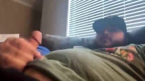 Snapshot of g0nz03 chatting on 12.14.24 g0nz03 online show from 12.14.24