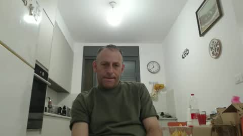 Snapshot of g10303 chatting on 05.28.26 g103031910303 online show from 05.28.26