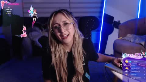 Snapshot of gabb_rioss chatting on 01.25.25 Gabriela online show from 01.25.25