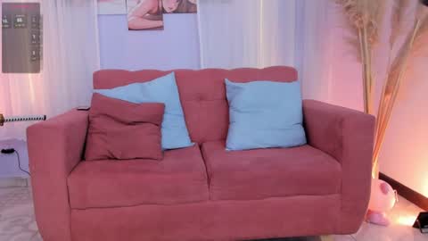 Snapshot of gabbie_kim chatting on 07.29.26 Sofia online show from 07.29.26