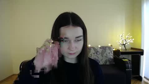 Snapshot of gabby_di chatting on 02.01.25 Jaklin online show from 02.01.25