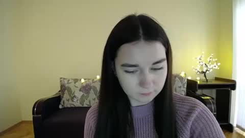 Snapshot of gabby_di chatting on 02.06.25 Jaklin online show from 02.06.25