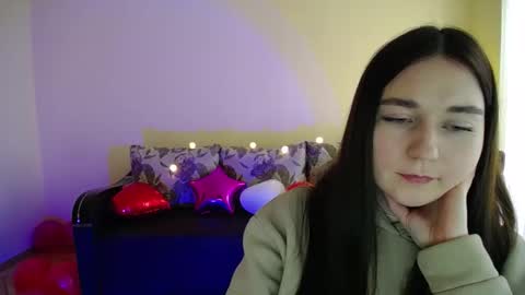Snapshot of gabby_di chatting on 02.20.25 Jaklin online show from 02.20.25