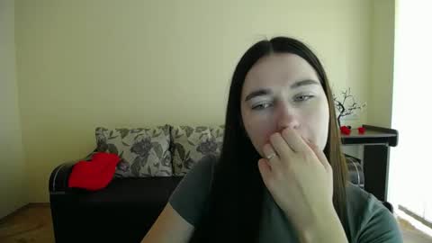 Snapshot of gabby_di chatting on 09.23.25 Jaklin online show from 09.23.25