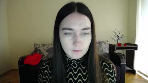 Snapshot of gabby_di chatting on 09.25.25 Jaklin online show from 09.25.25