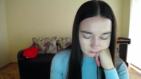 Snapshot of gabby_di chatting on 09.28.25 Jaklin online show from 09.28.25