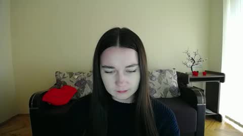 Snapshot of gabby_di chatting on 10.02.25 Jaklin online show from 10.02.25