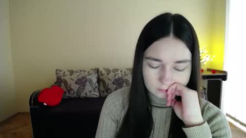 Snapshot of gabby_di chatting on 02.06.26 Jaklin online show from 02.06.26