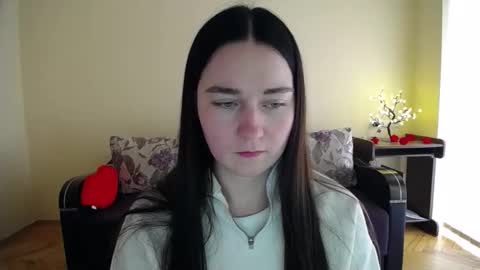 Snapshot of gabby_di chatting on 02.25.26 Jaklin online show from 02.25.26