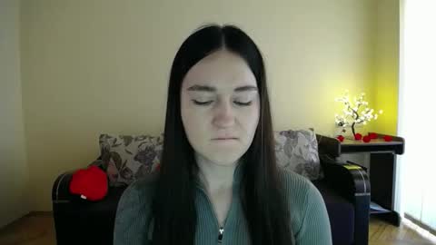 Snapshot of gabby_di chatting on 03.14.26 Jaklin online show from 03.14.26