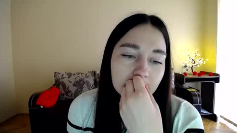 Snapshot of gabby_di chatting on 03.16.26 Jaklin online show from 03.16.26