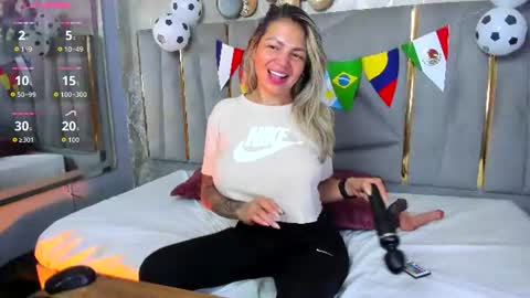 Gaby Santos online show from 07.02.26