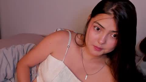 Snapshot of gabbyfoox chatting on 05.11.26 gabbyfoox online show from 05.11.26