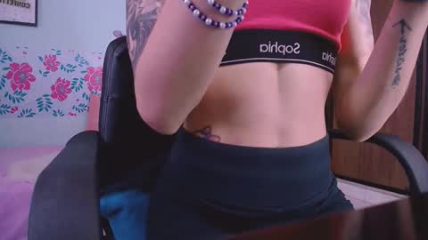 Snapshot of gabbyhills_ chatting on 01.21.25 Gabby online show from 01.21.25